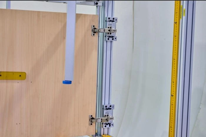 Hinge Detection high quality